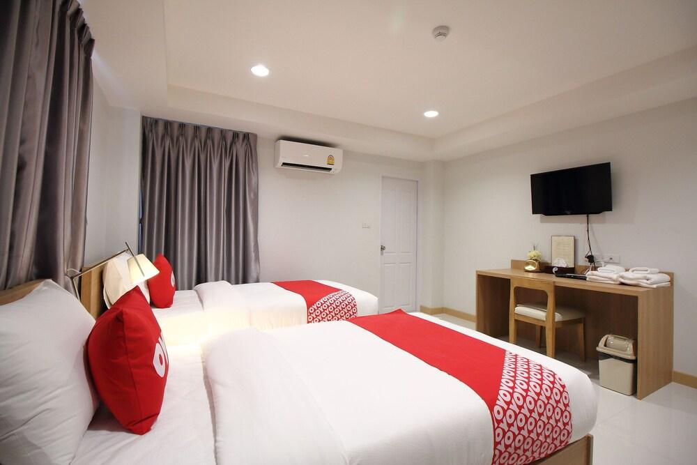 Super Oyo 484 Pannee Residence Khaosan Sha Plus Бангкок Экстерьер фото