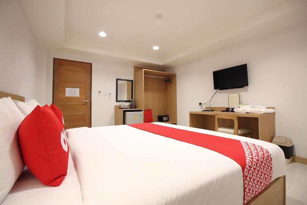 Super Oyo 484 Pannee Residence Khaosan Sha Plus Бангкок Экстерьер фото