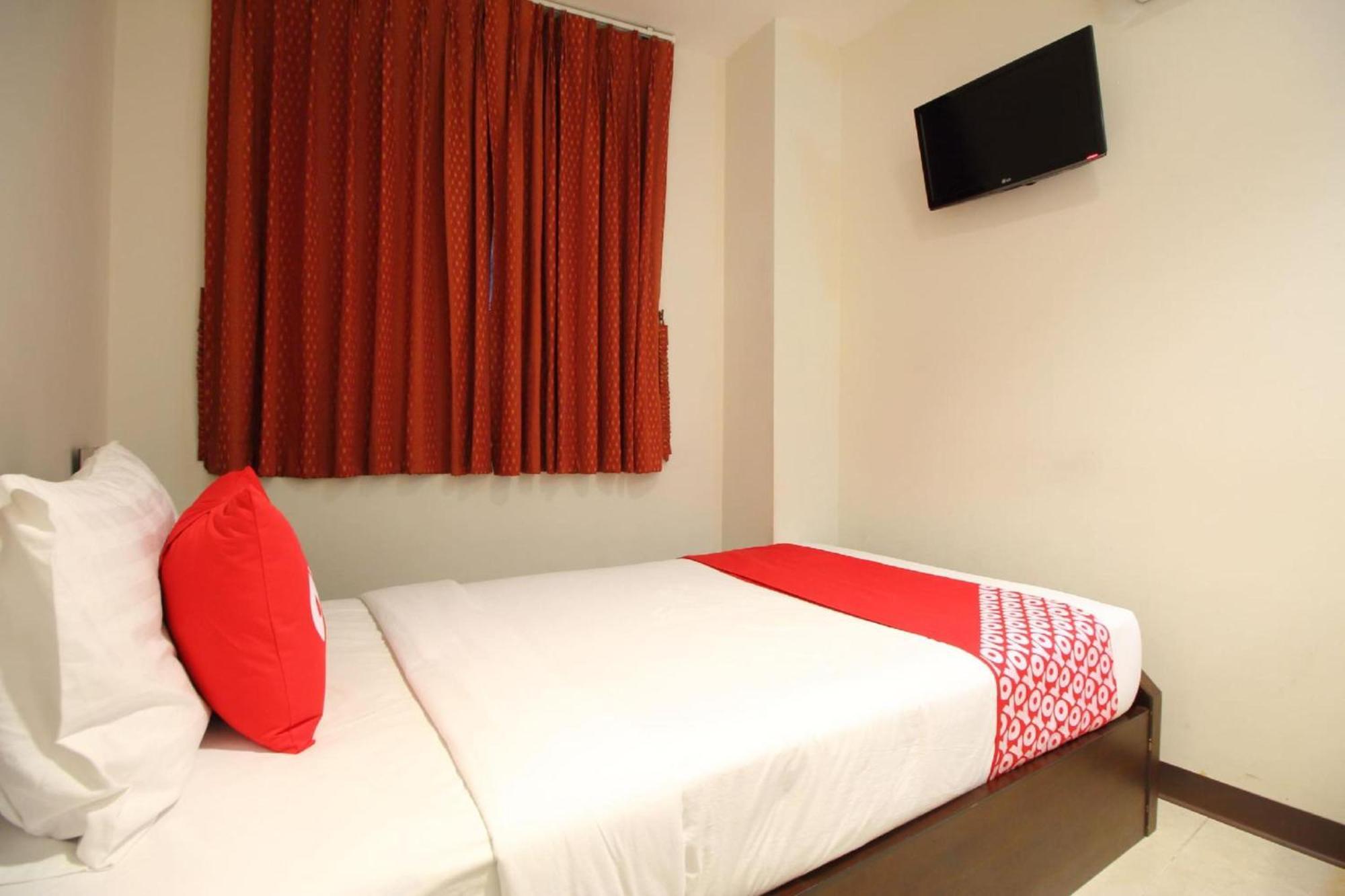 Super Oyo 484 Pannee Residence Khaosan Sha Plus Бангкок Экстерьер фото