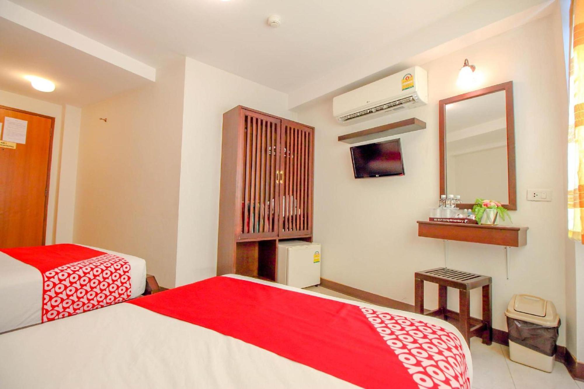Super Oyo 484 Pannee Residence Khaosan Sha Plus Бангкок Экстерьер фото