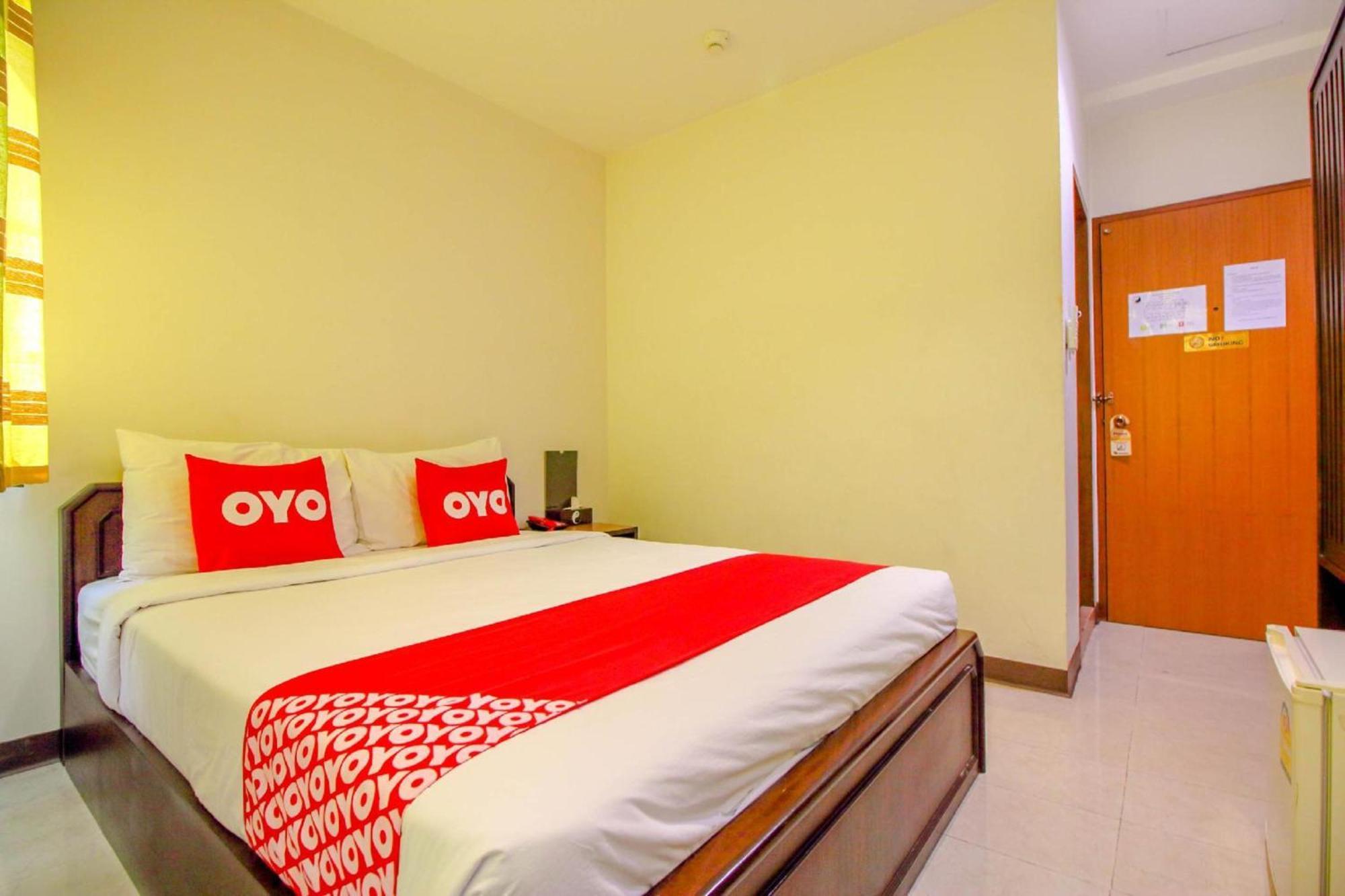 Super Oyo 484 Pannee Residence Khaosan Sha Plus Бангкок Экстерьер фото