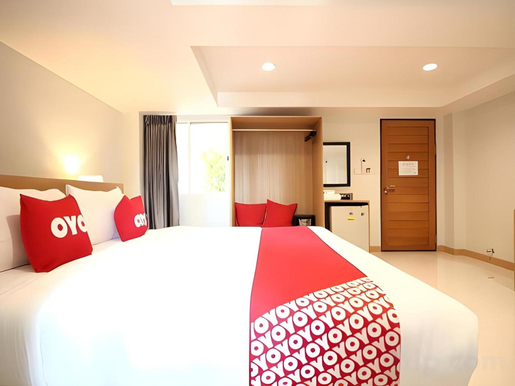 Super Oyo 484 Pannee Residence Khaosan Sha Plus Бангкок Экстерьер фото